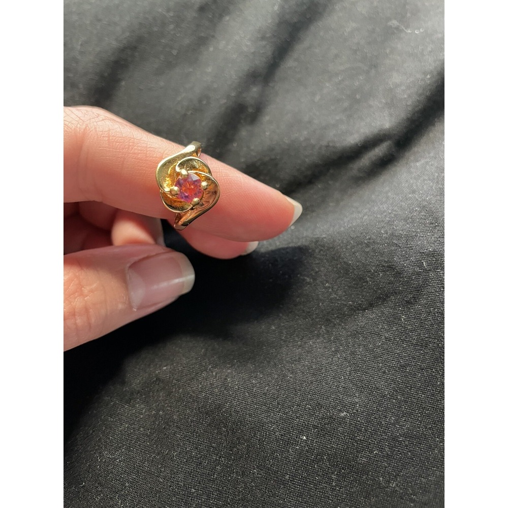 Beautiful 18 kt GE Gold Electroplate‎ Faux Pink Sapphire Spiral Solitaire Ring 6